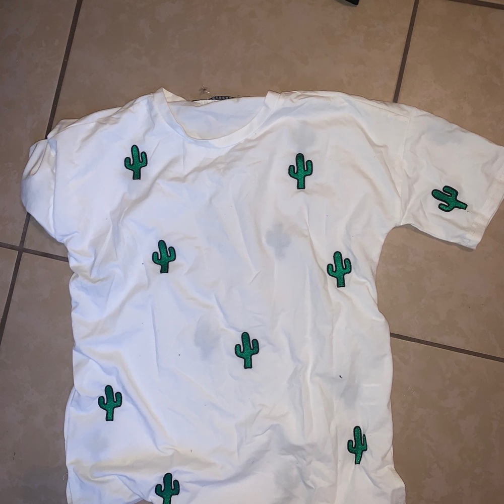 White cactus shirt never worn